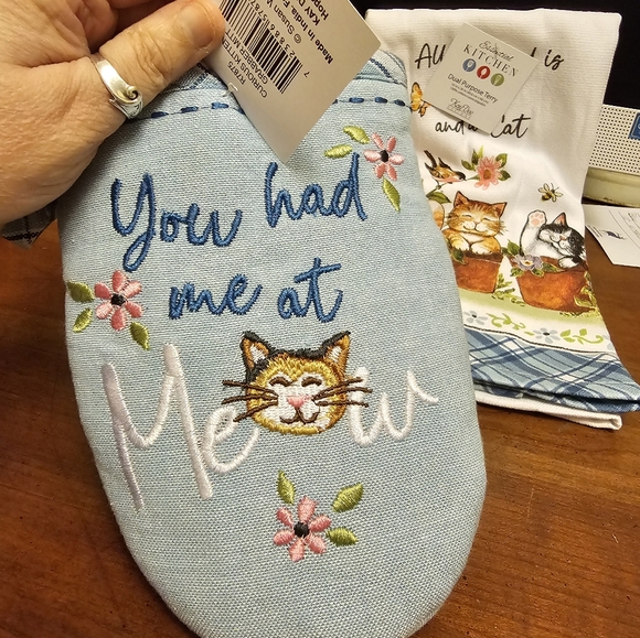 NEW 3 PC KITCHEN TOWEL SET (CAT DETAILS) - Picture 3 of 11